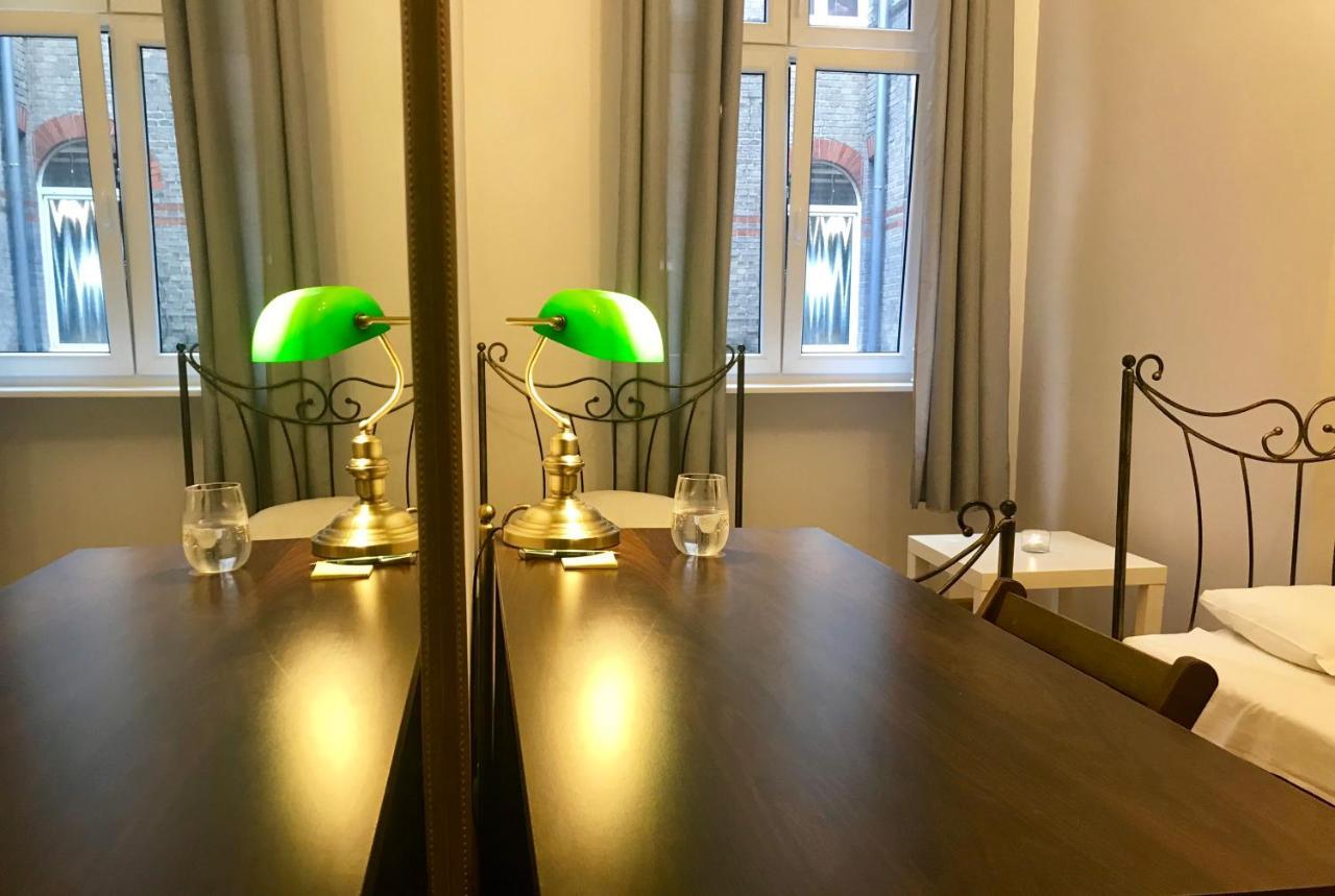 Green Hostel 波兹南 外观 照片